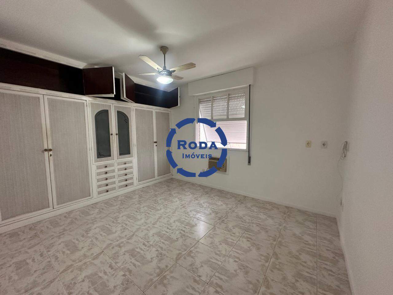 Apartamento para aluguel no Embaré: