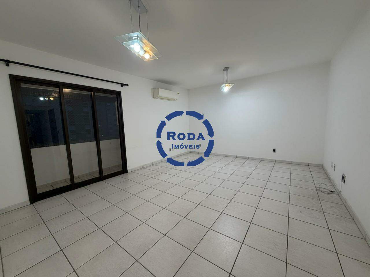 Apartamento à venda no Embaré: 