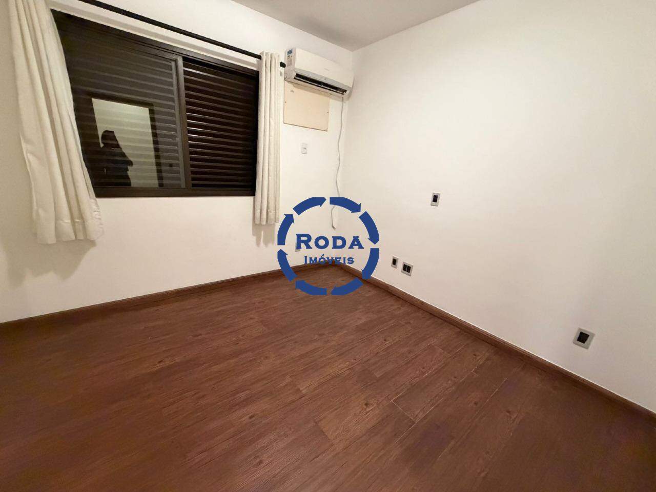 Apartamento à venda no Embaré: 