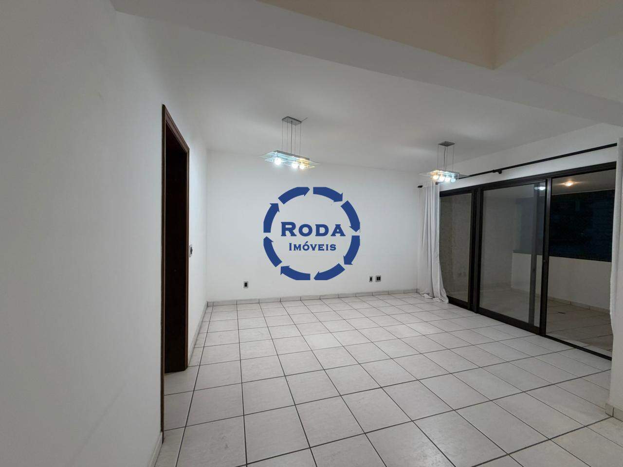 Apartamento à venda no Embaré: 