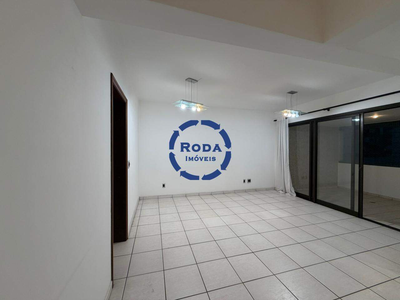 Apartamento à venda no Embaré: 
