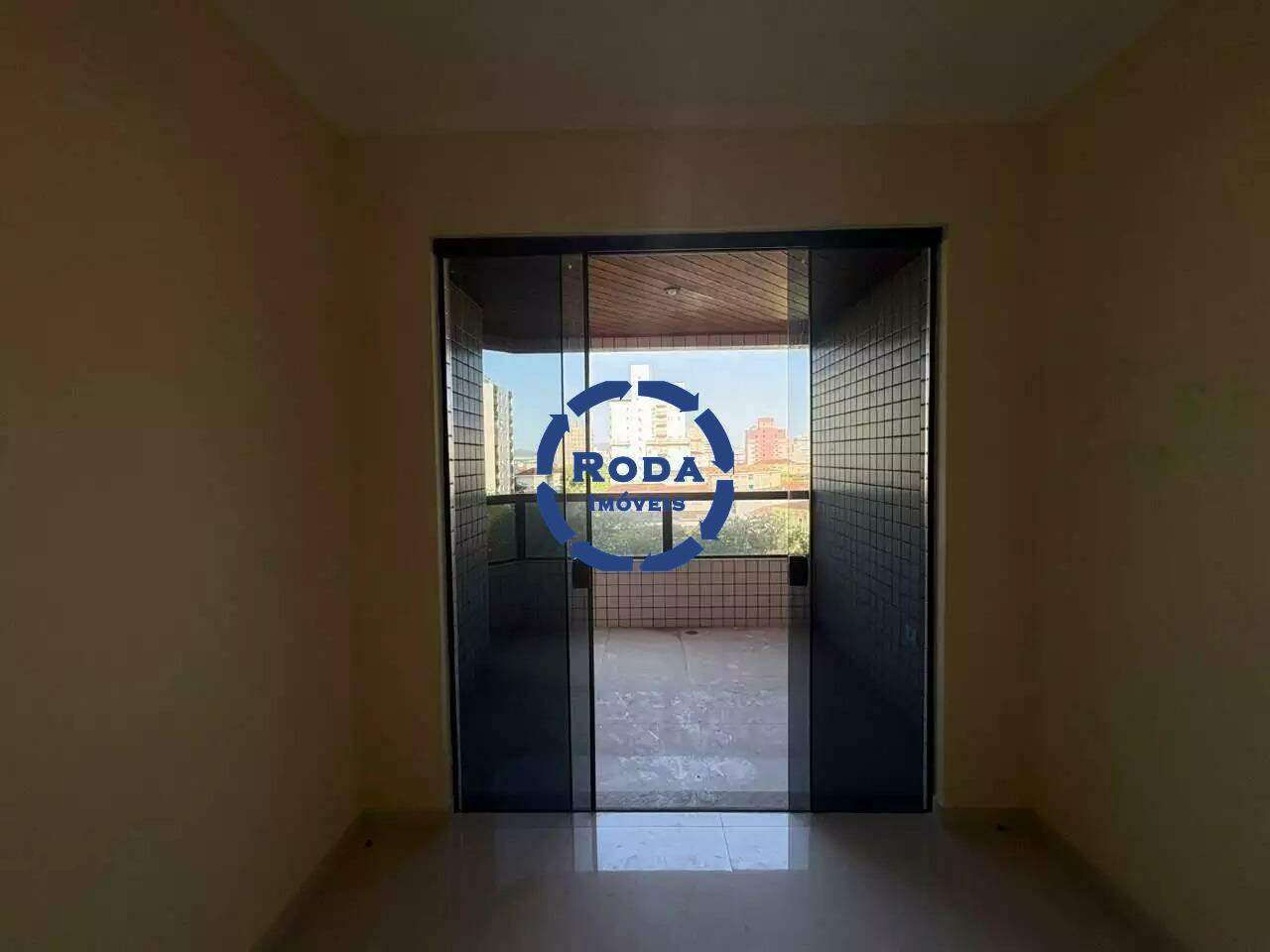 Apartamento à venda no Embaré: