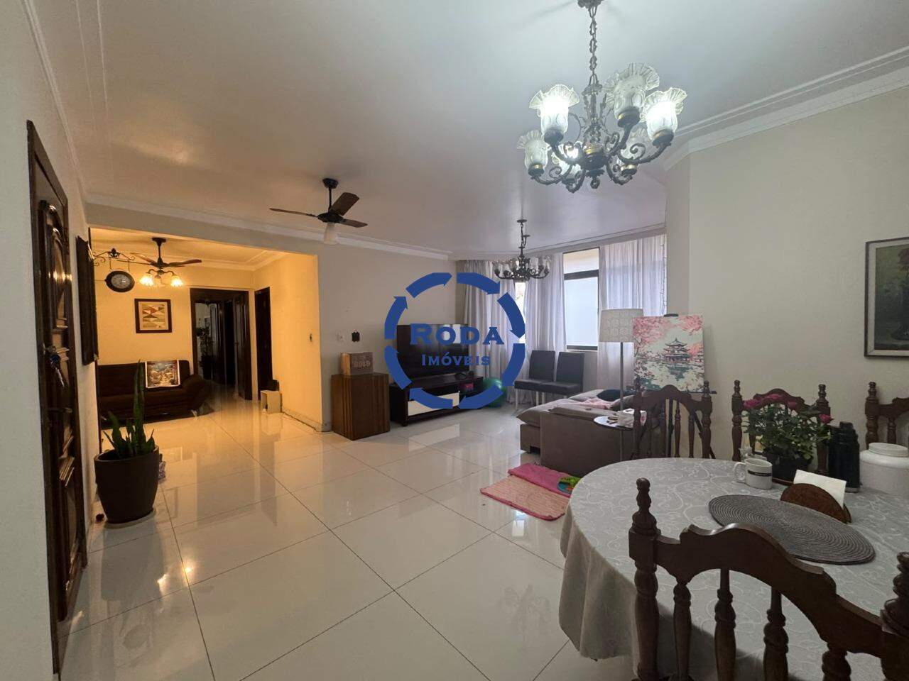 Apartamento à venda no Ponta da Praia: 