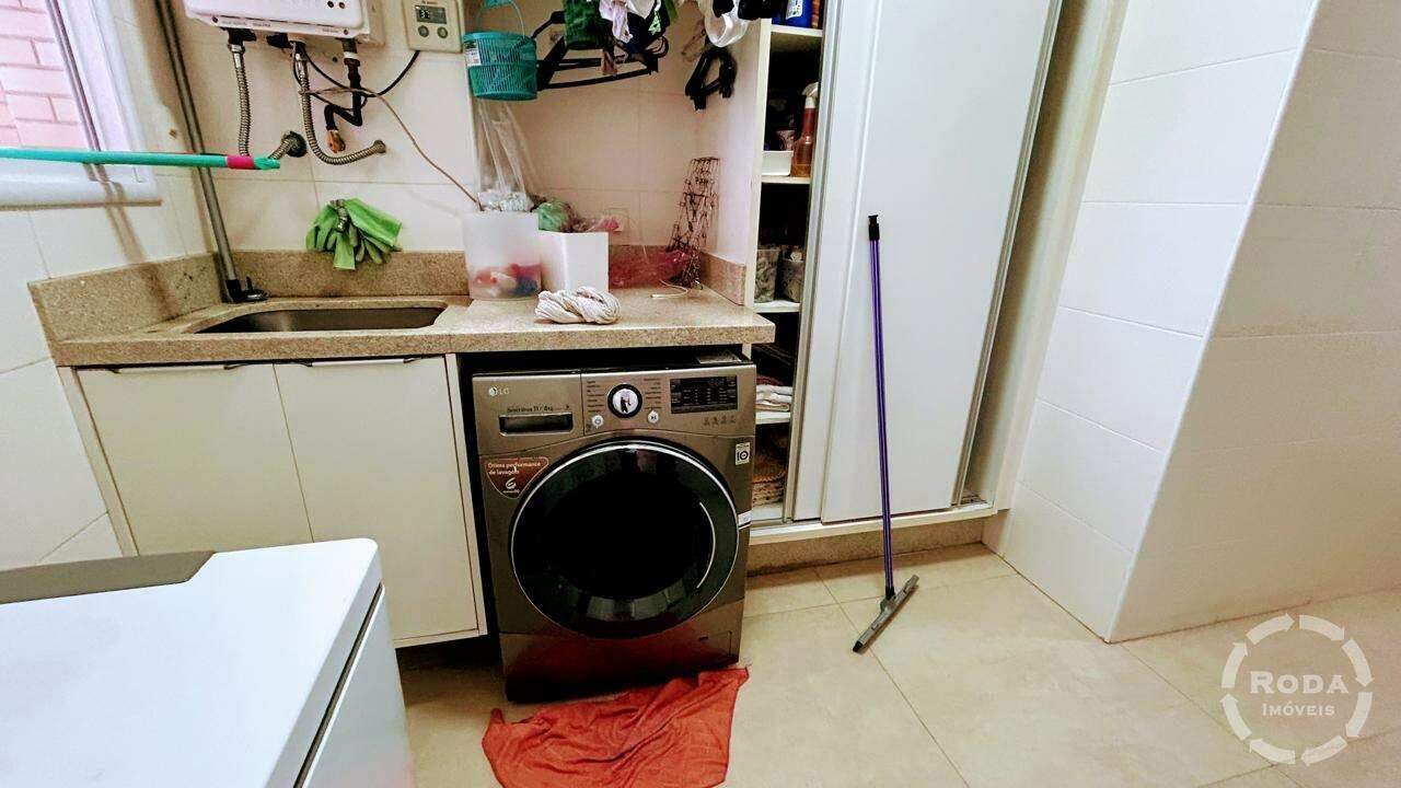 Apartamento à venda no Ponta da Praia: 