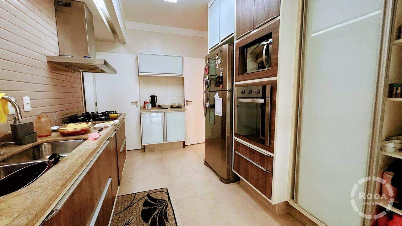 Apartamento à venda no Ponta da Praia: 