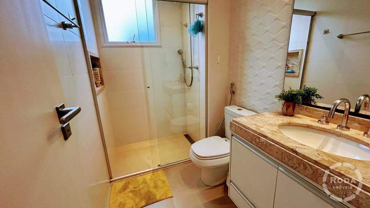 Apartamento à venda no Ponta da Praia: 