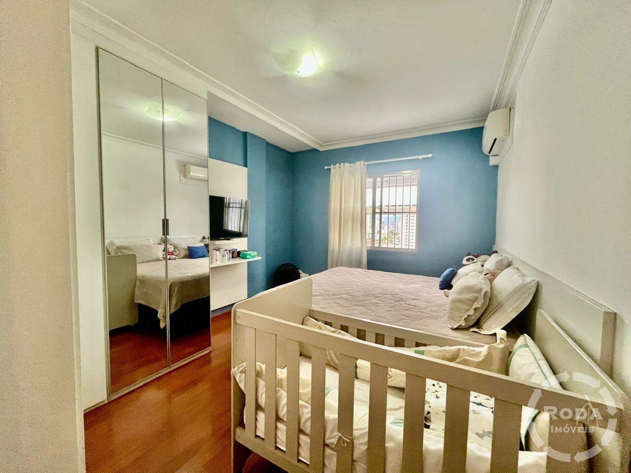 Apartamento à venda no Ponta da Praia: 