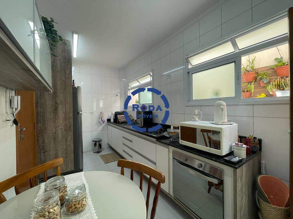 Casa à venda no Embaré: 