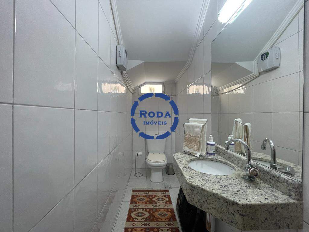 Casa à venda no Embaré: 