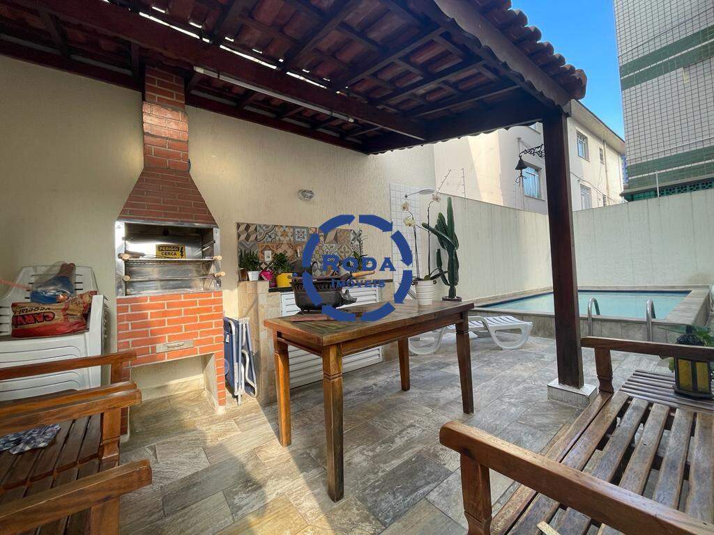 Casa à venda no Embaré: 