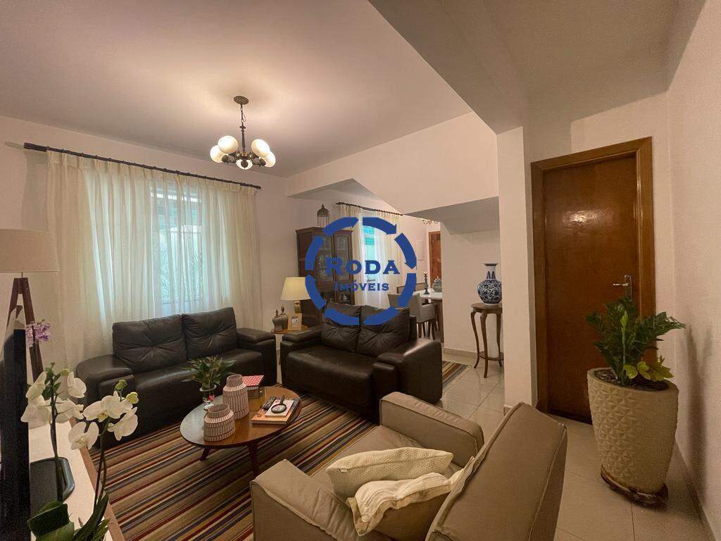Casa à venda no Embaré: 