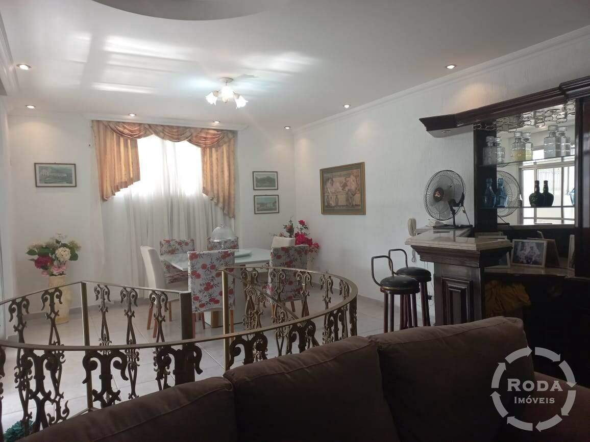 Cobertura à venda no Ponta da Praia: 