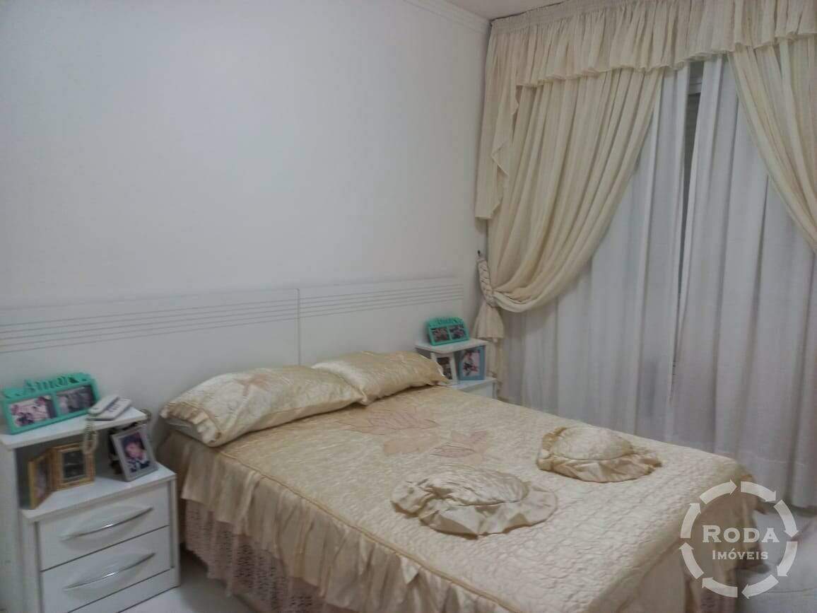 Cobertura à venda no Ponta da Praia: 