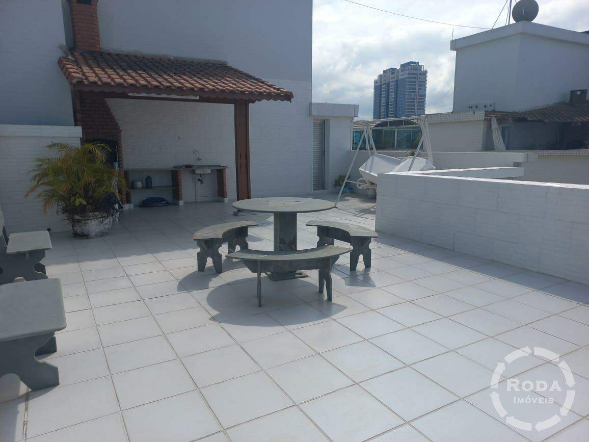 Cobertura à venda no Ponta da Praia: 