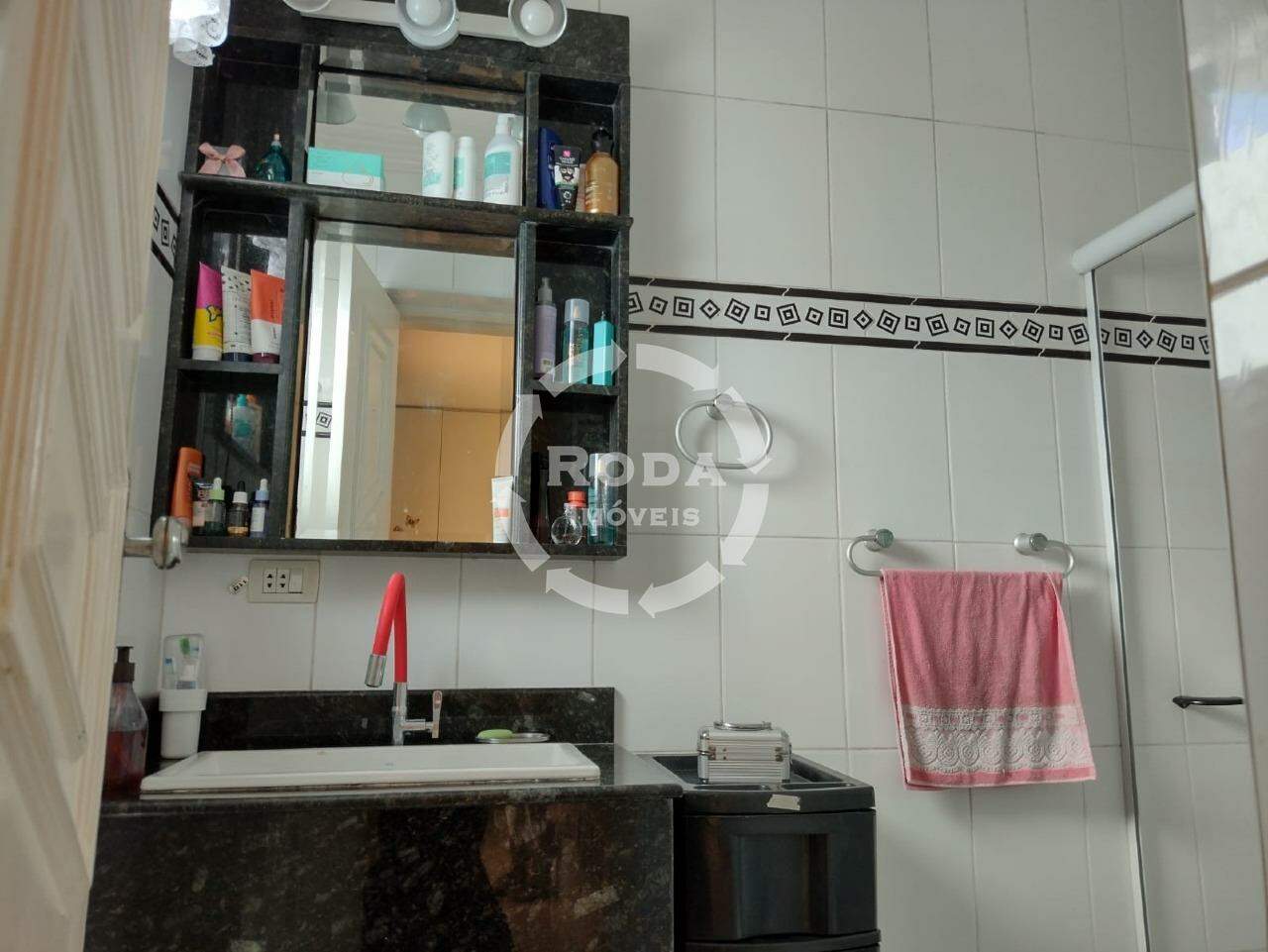 Sobrado à venda no Embaré: 