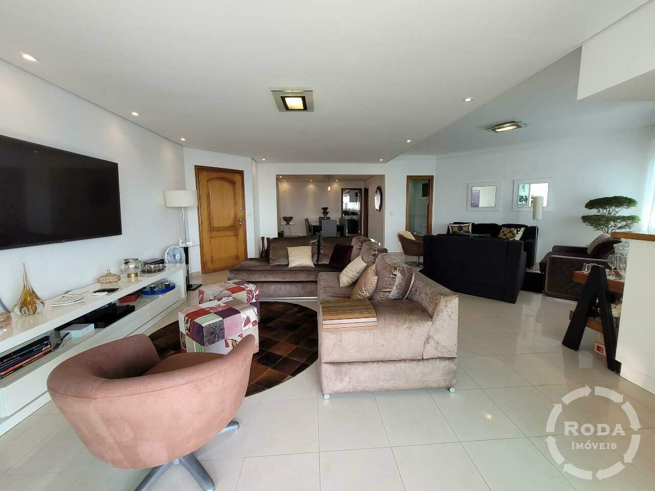 Apartamento à venda no Ponta da Praia: 