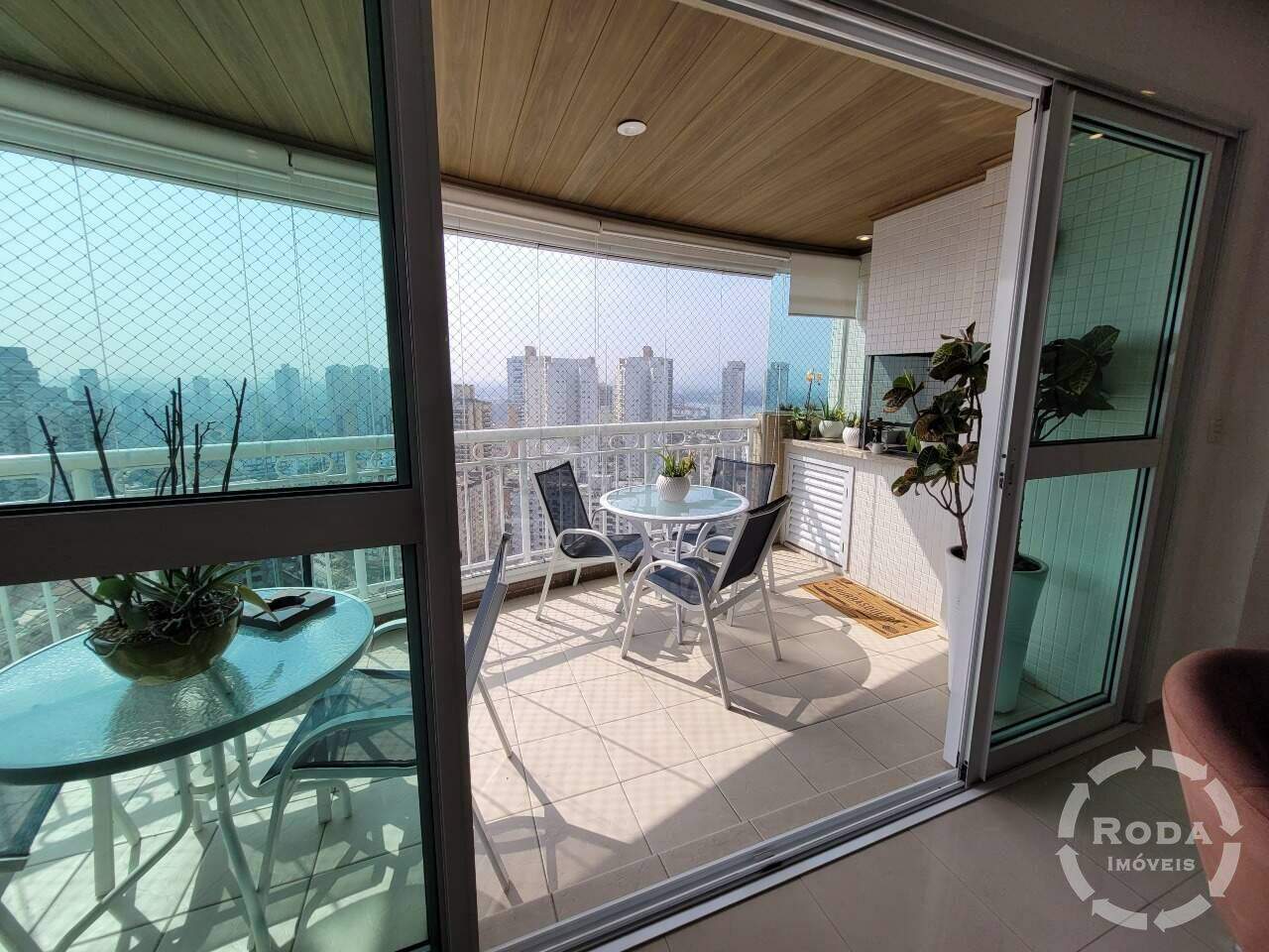 Apartamento à venda no Ponta da Praia: 