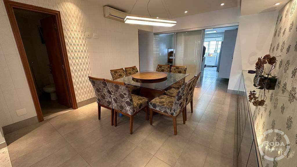 Apartamento à venda no Ponta da Praia: 