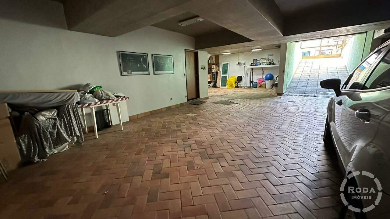 Terreno à venda no Ponta da Praia: 