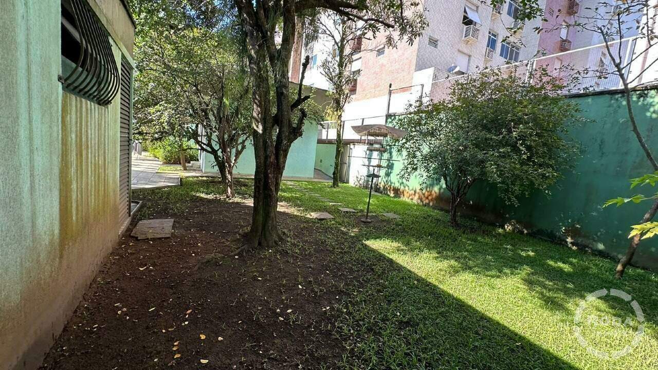 Terreno à venda no Ponta da Praia: 