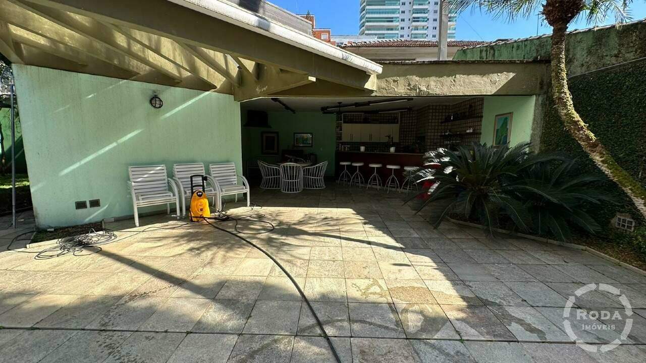Terreno à venda no Ponta da Praia: 