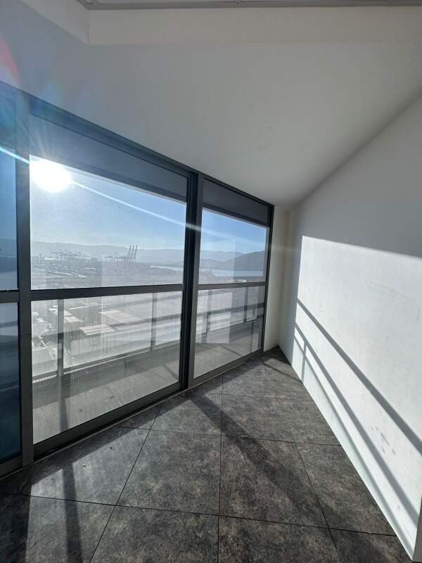 Conjunto Comercial para aluguel no Valongo: 
