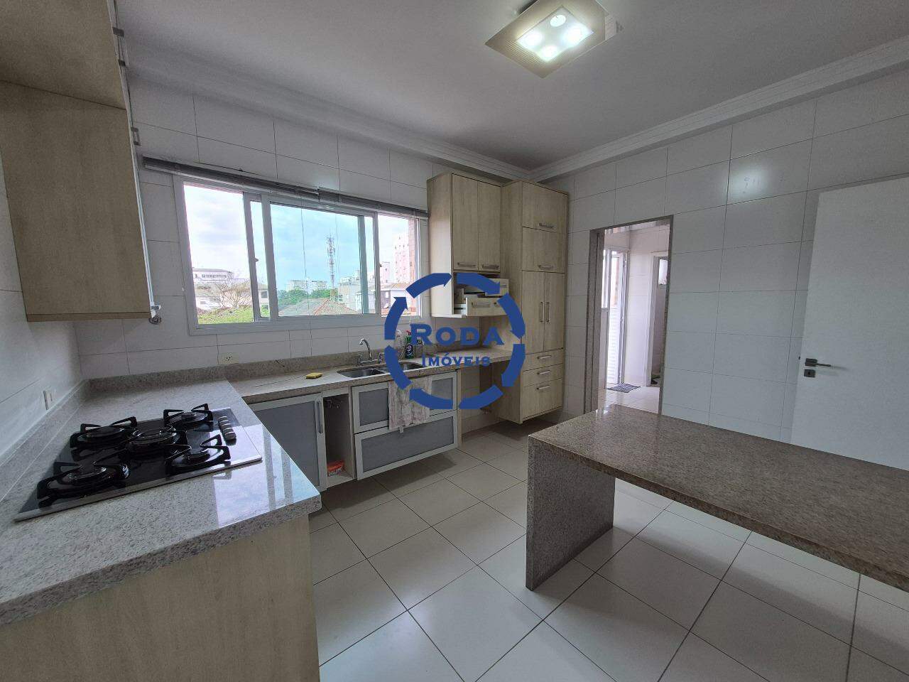 Apartamento Garden à venda no Ponta da Praia: 