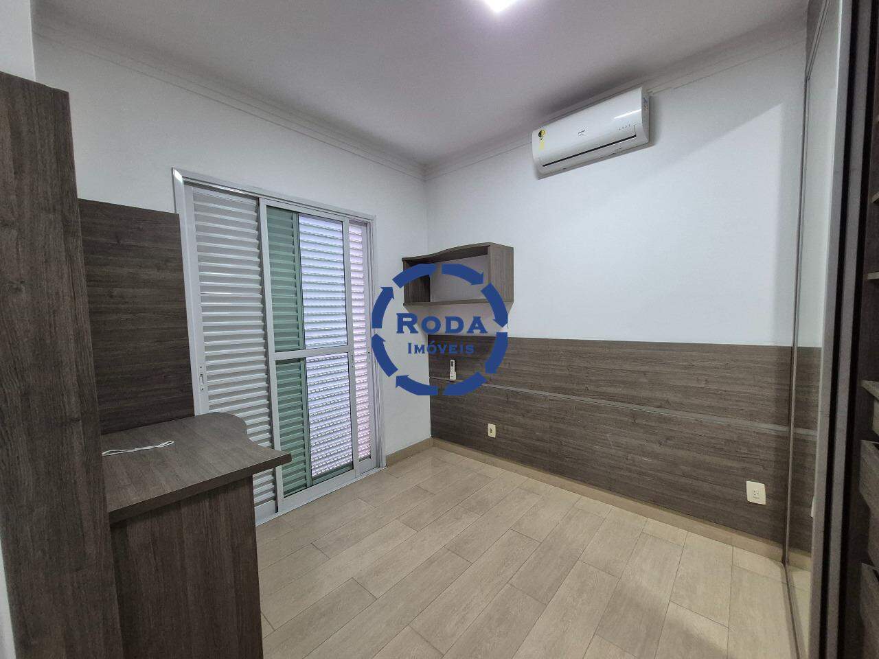 Apartamento Garden à venda no Ponta da Praia: 