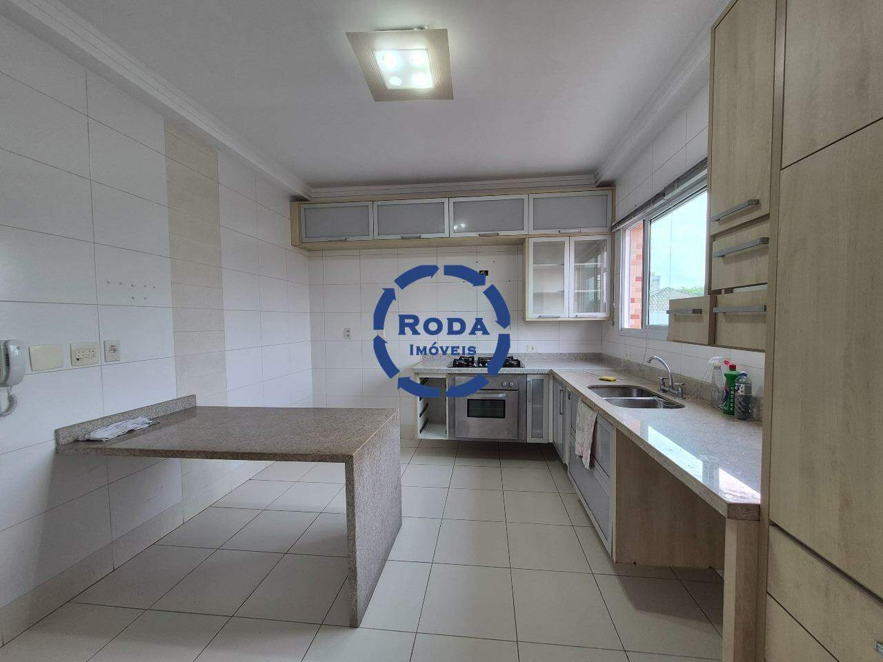 Apartamento Garden à venda no Ponta da Praia: 
