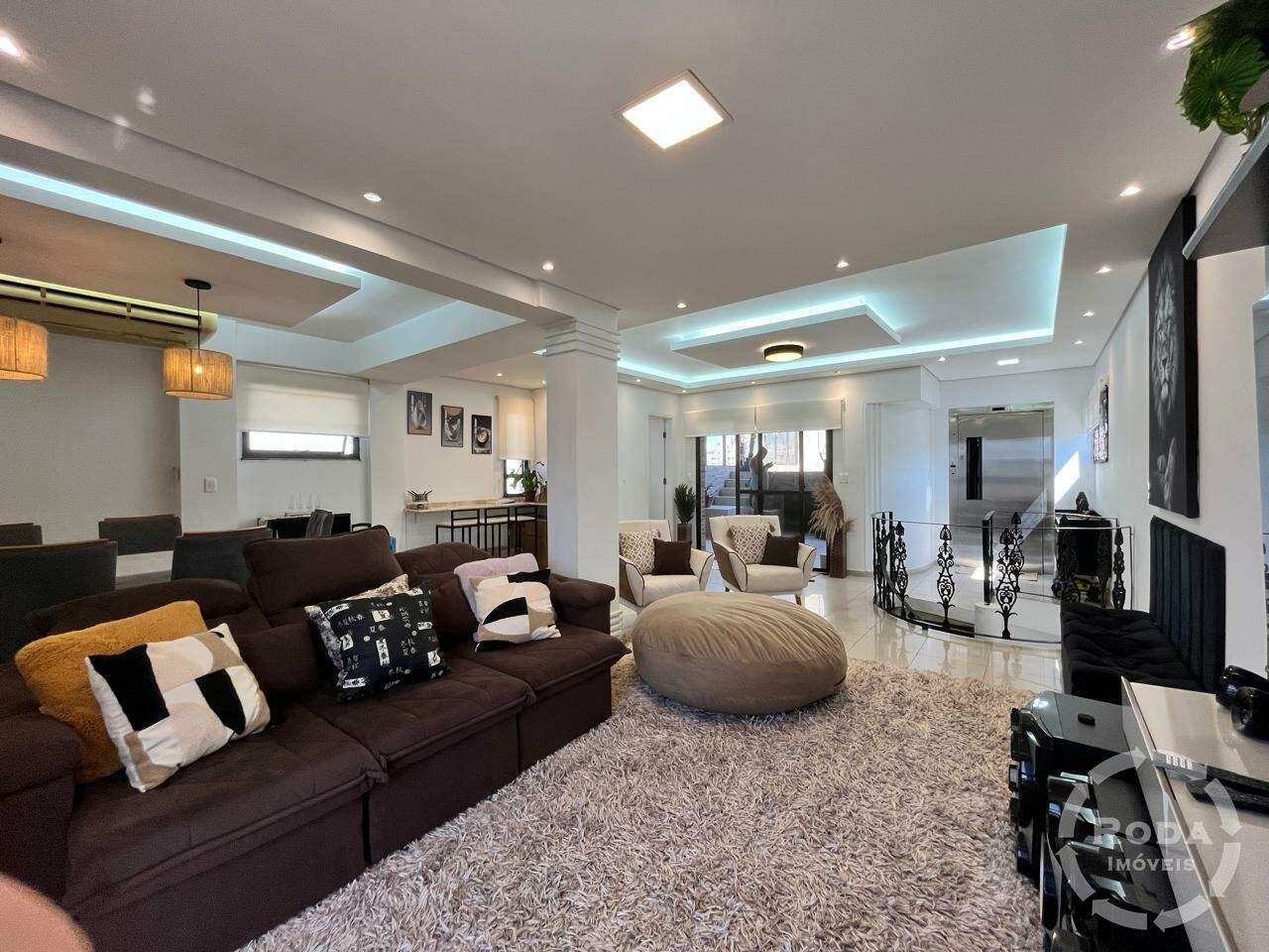 Cobertura à venda no Boqueirão: 