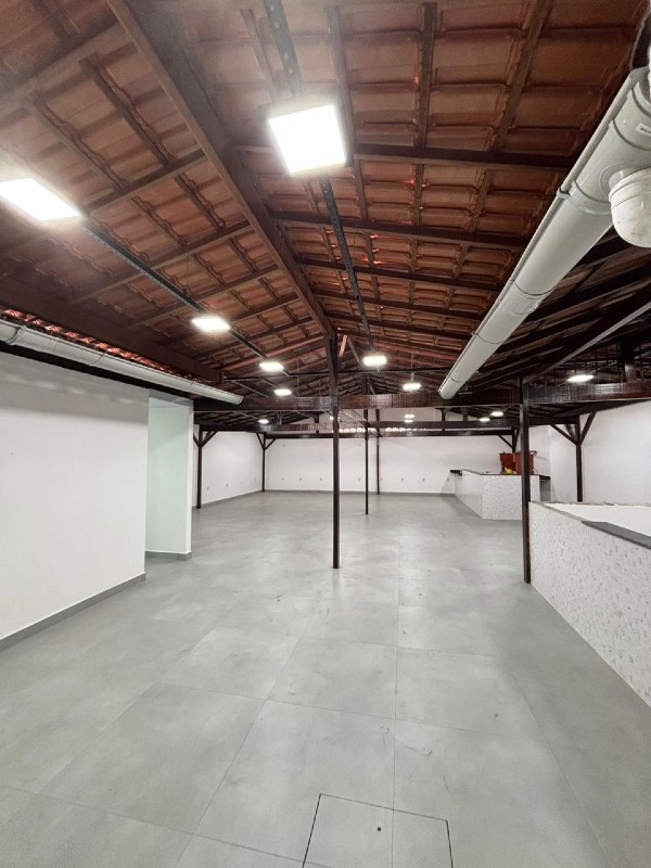 Loja para aluguel no Glória: 