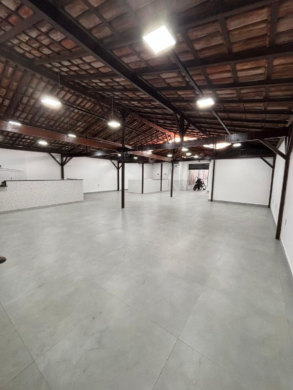 Loja para aluguel no Glória: 