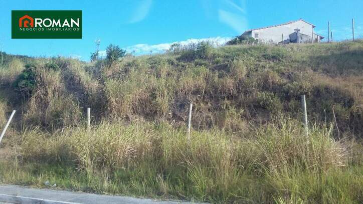 Terreno à venda no Peró: 