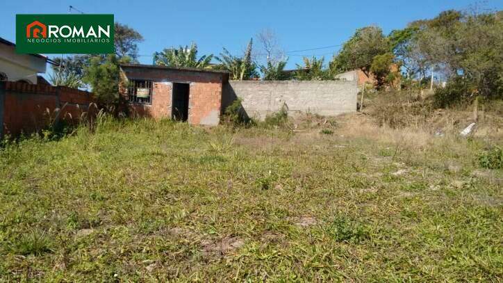 Terreno à venda no Vila do Peró: 