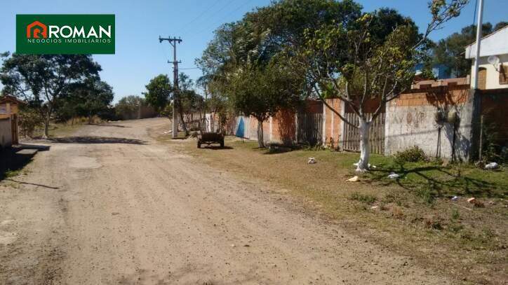 Terreno à venda no Vila do Peró: 