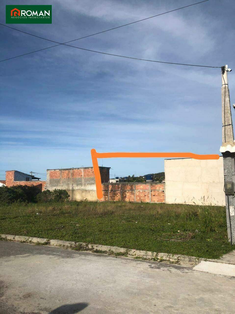 Terreno à venda no Colinas do Peró: 