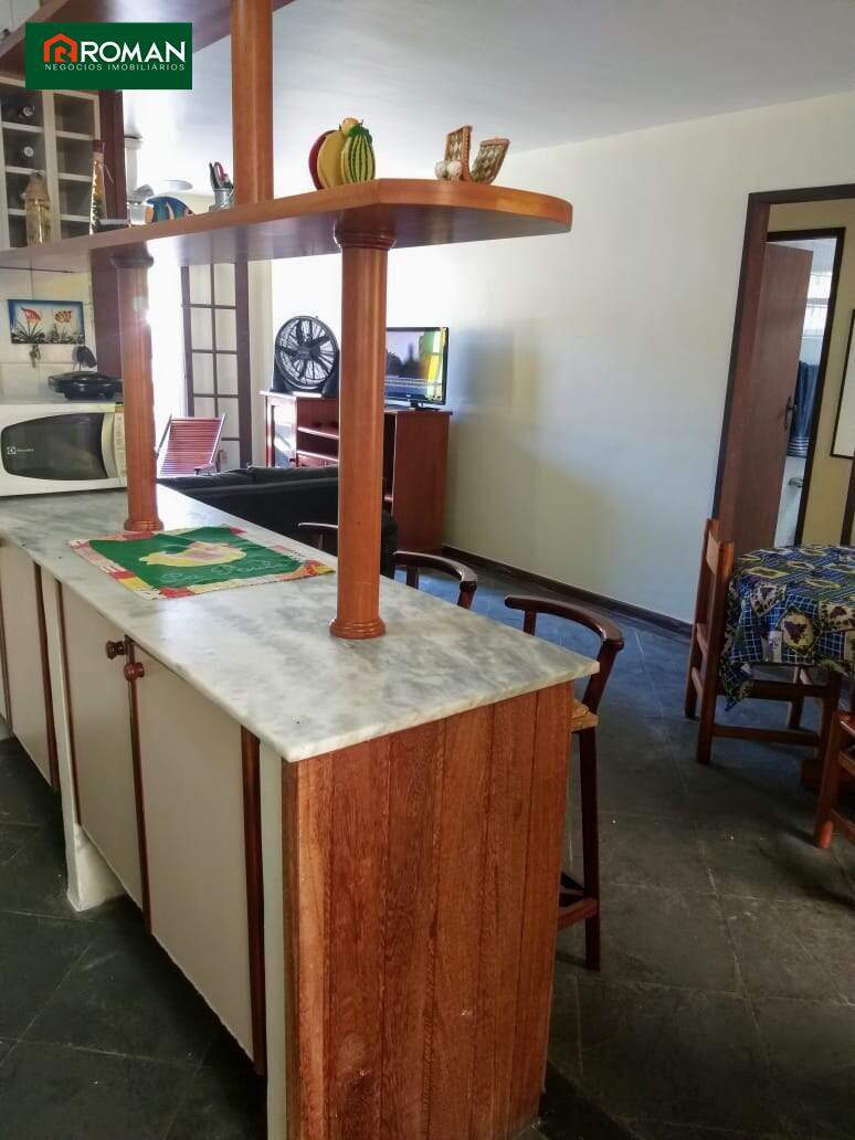 Apartamento à venda no Peró: 