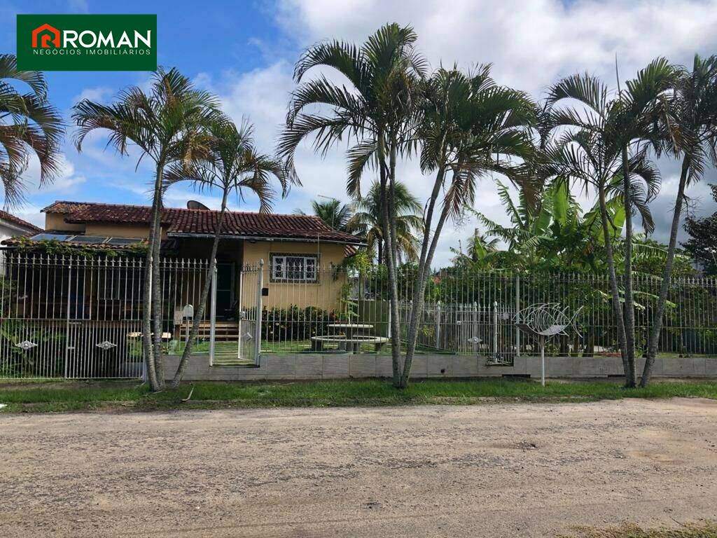 Casa à venda no Balneario: 