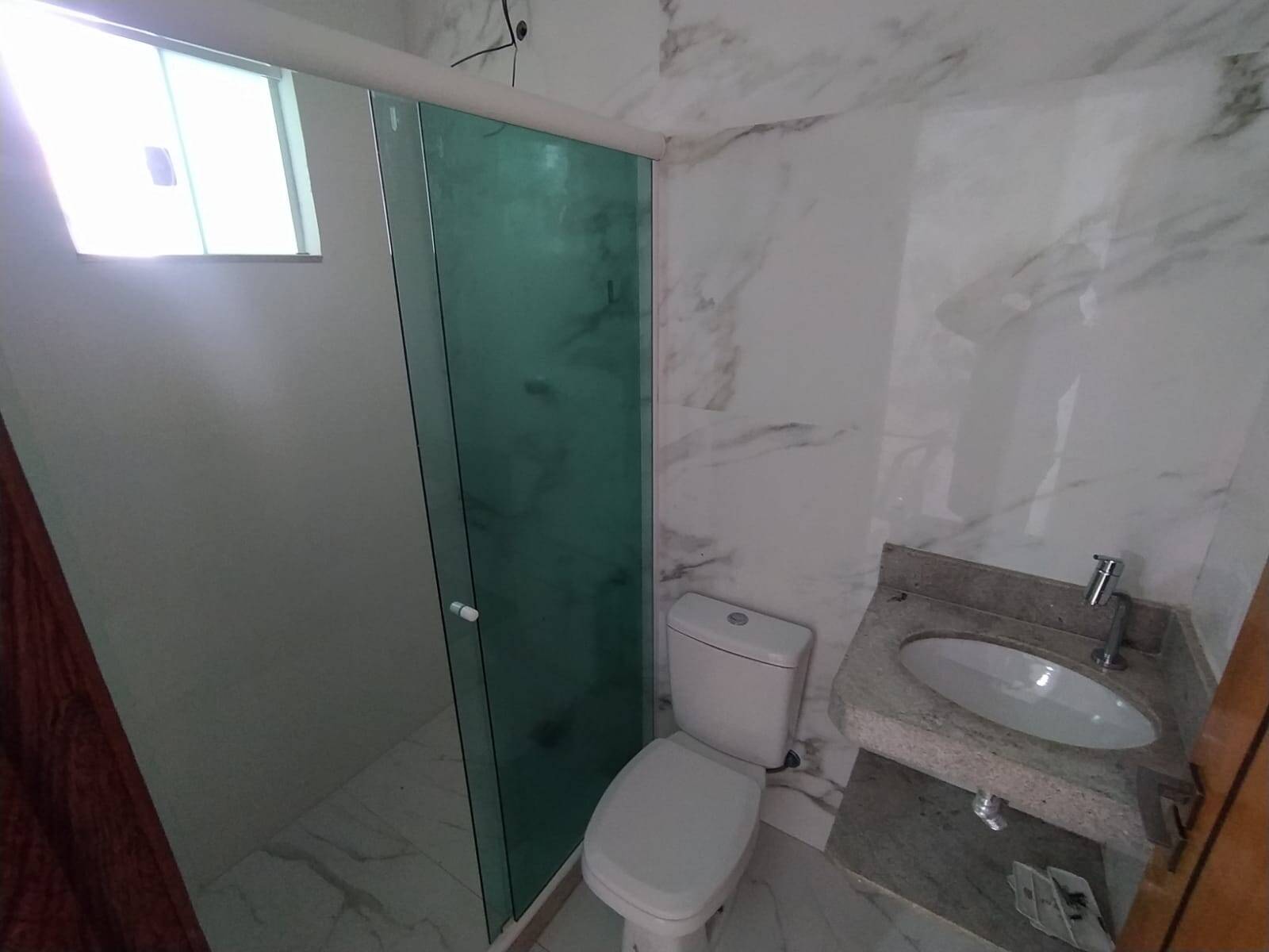 Casa em condomínio à venda no Parque Burle: 