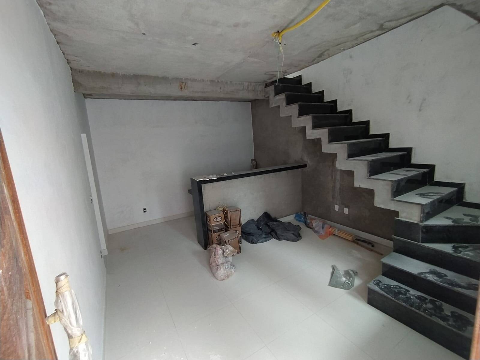 Casa em condomínio à venda no Parque Burle: 