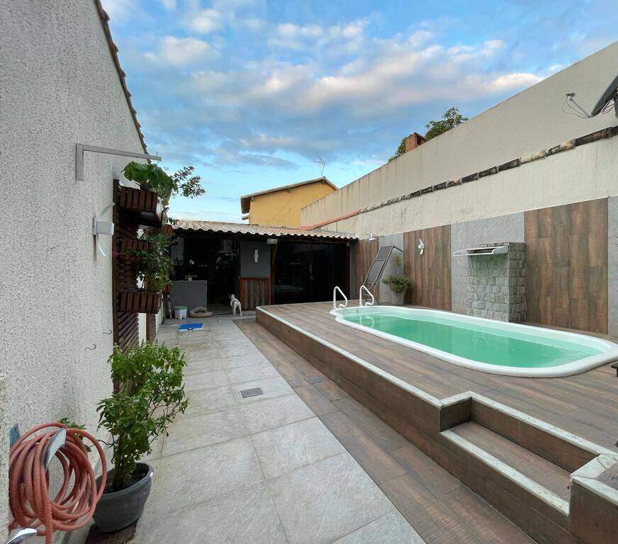 Casa à venda no Portinho: 