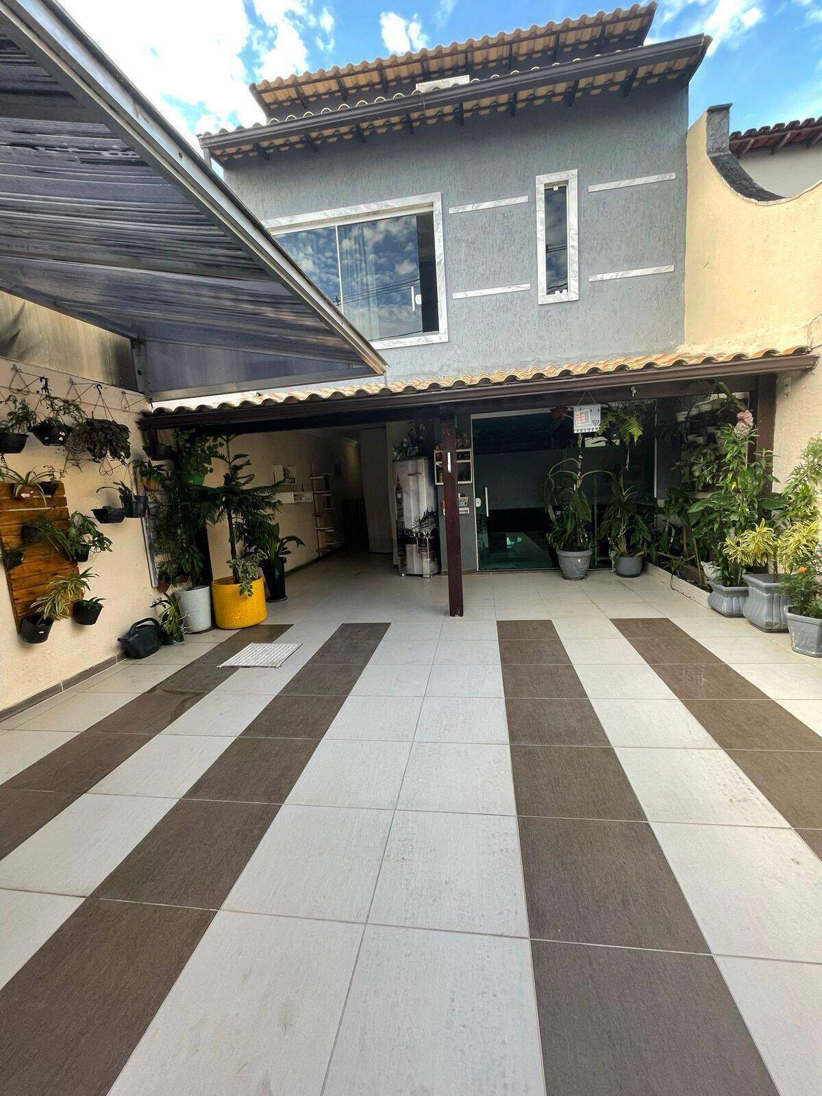 Casa à venda no Portinho: 