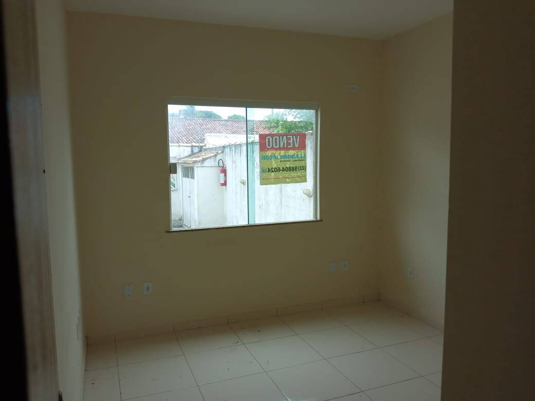 Apartamento à venda no Vinhateiro: 