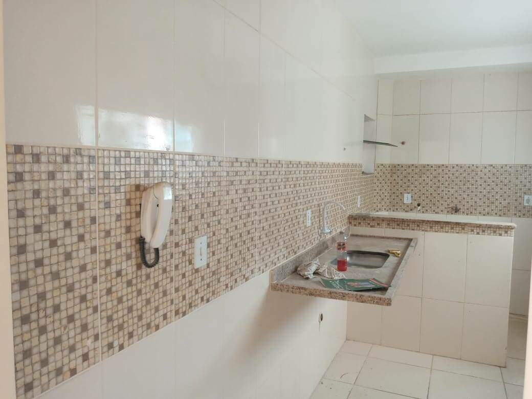 Apartamento à venda no Vinhateiro: 