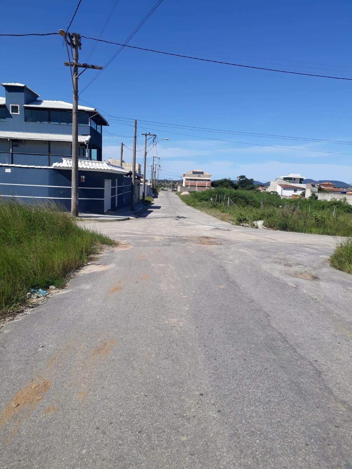 Terreno à venda no Colinas do Peró: 