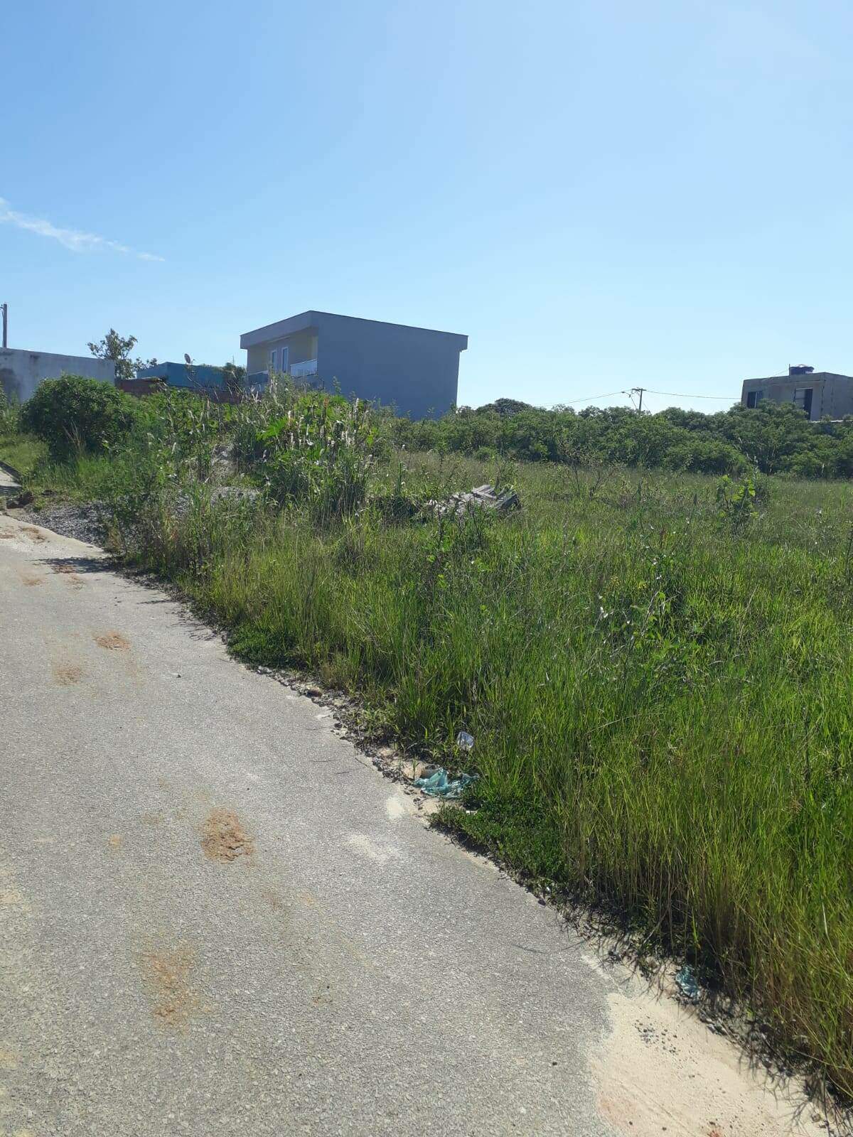 Terreno à venda no Colinas do Peró: 