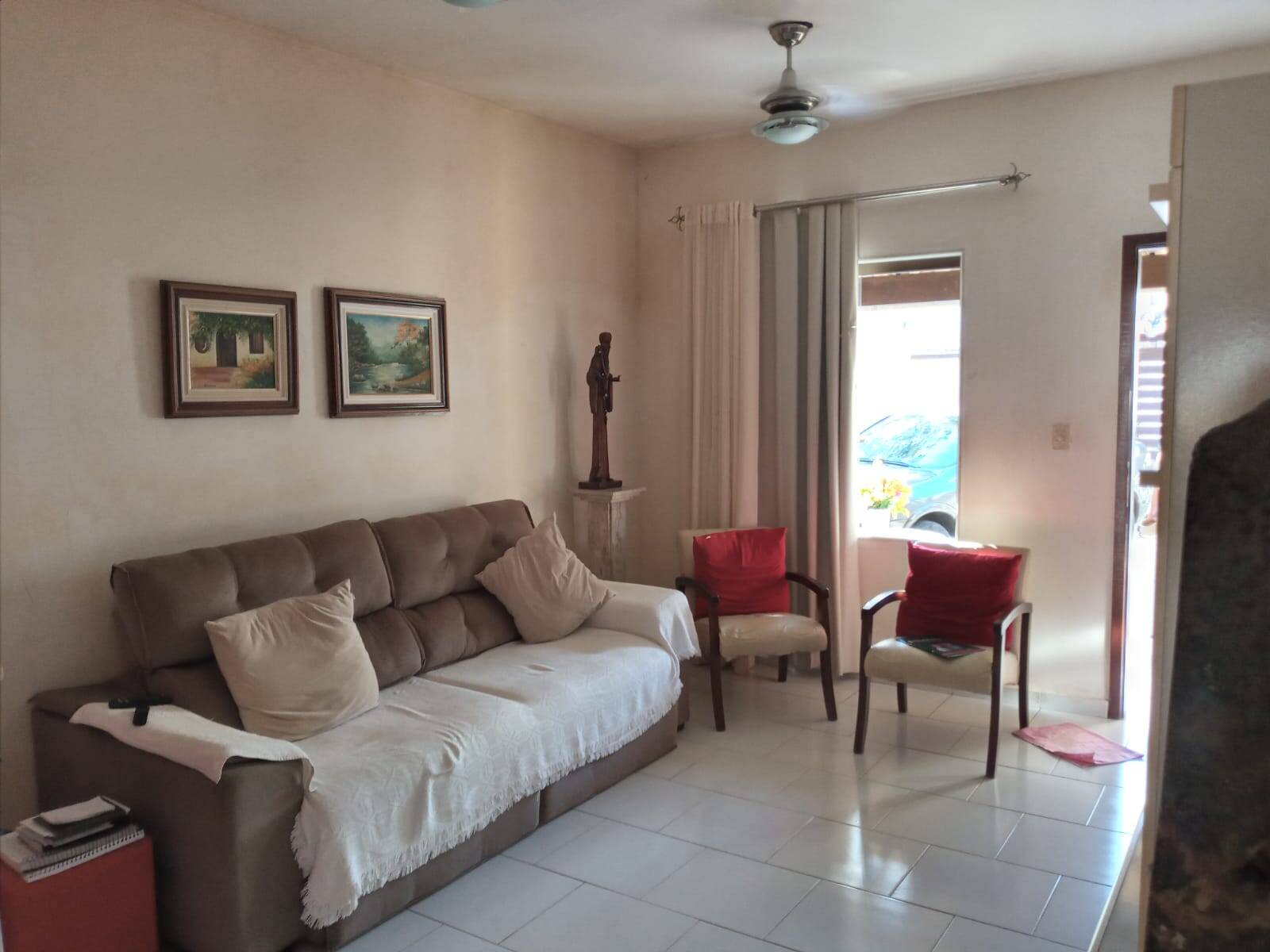 Casa à venda no Parque Burle: 