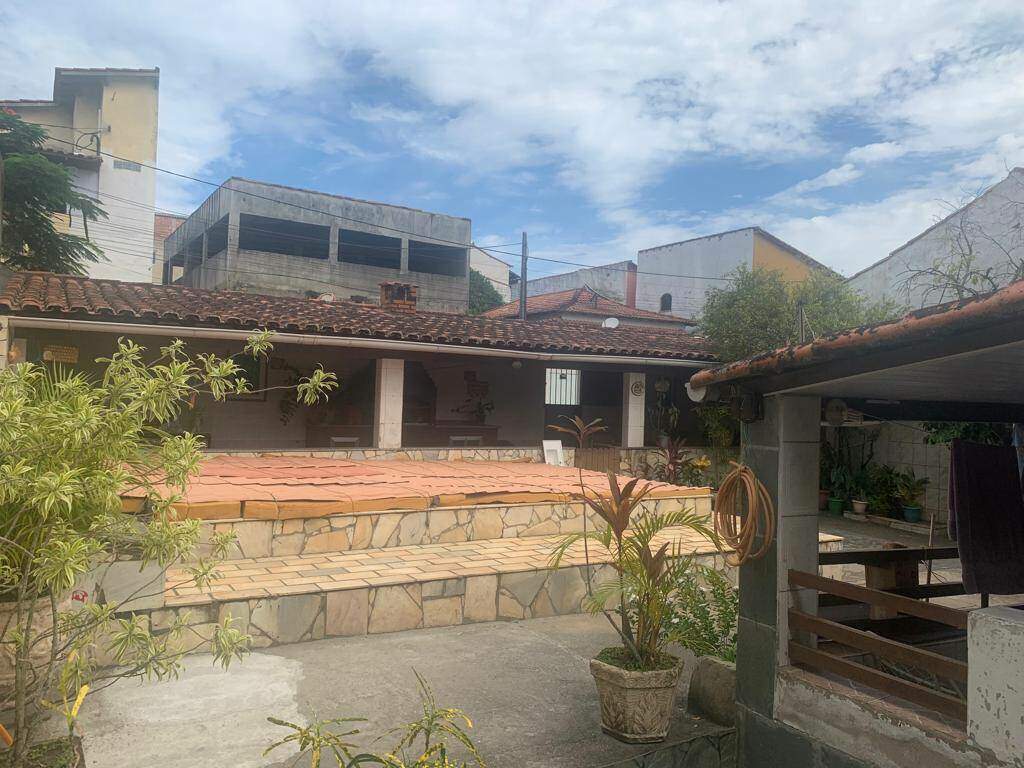 Casa à venda no Balneario Maracaná: 