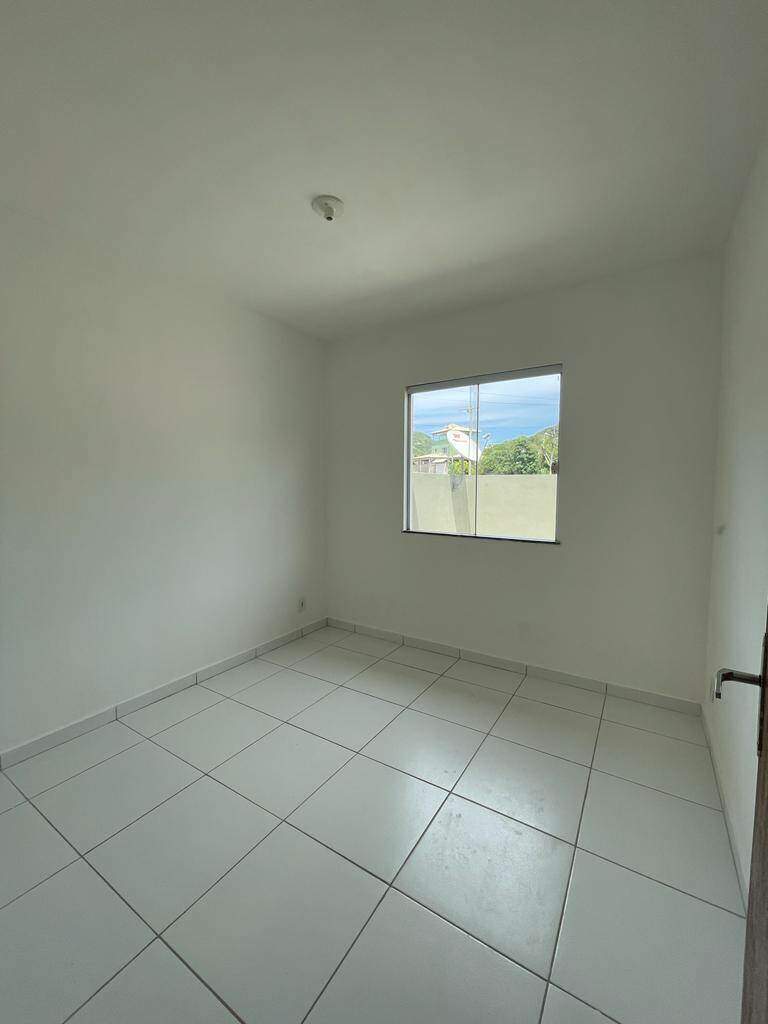 Casa em condomínio à venda no Bosque do Peró: 