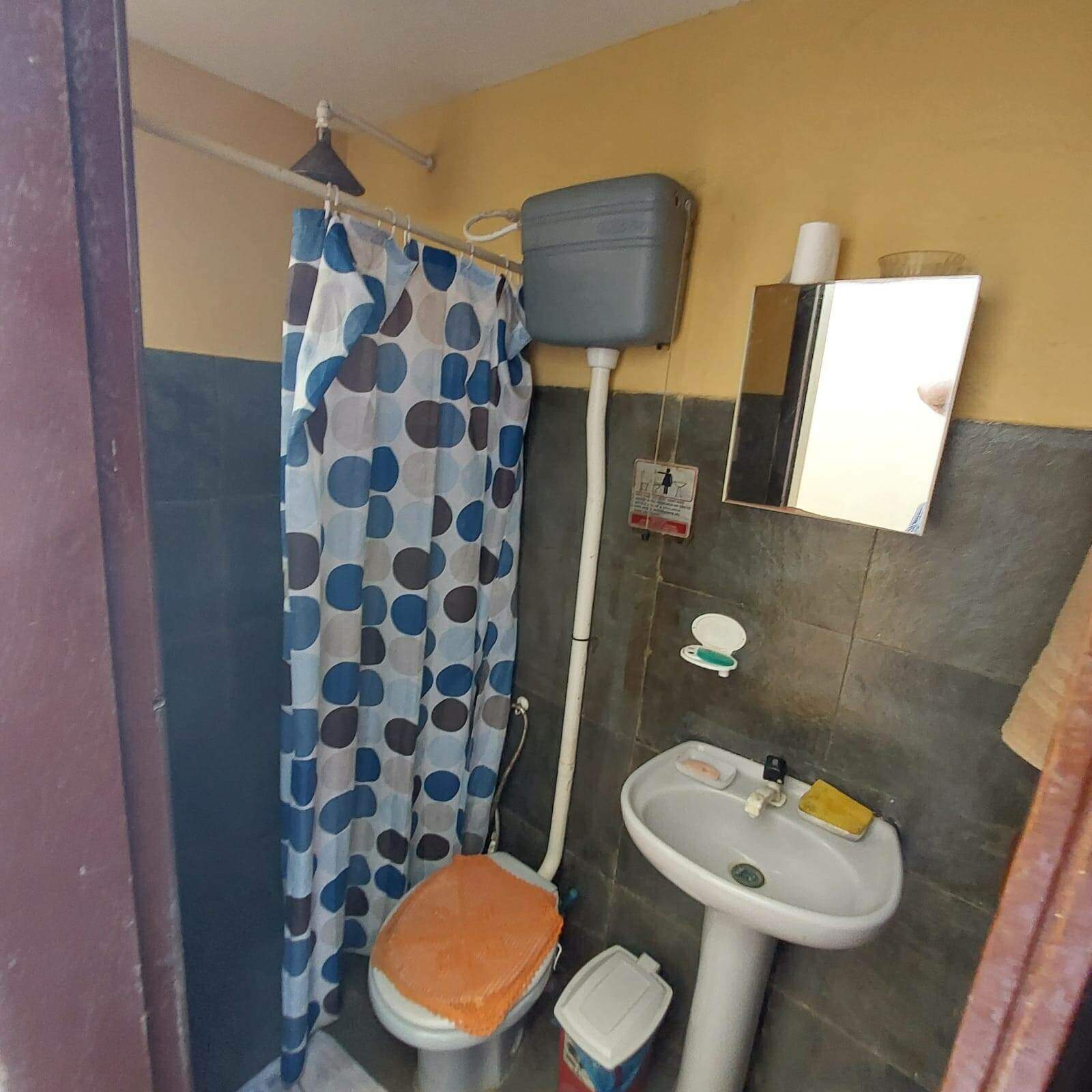 Casa à venda no Peró: 